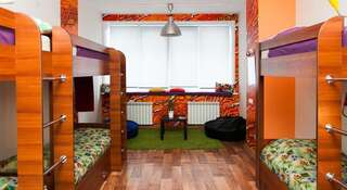 Гостиница Хостел FunKey Hostel Новосибирск Кровать в общем 8-местном номере-1